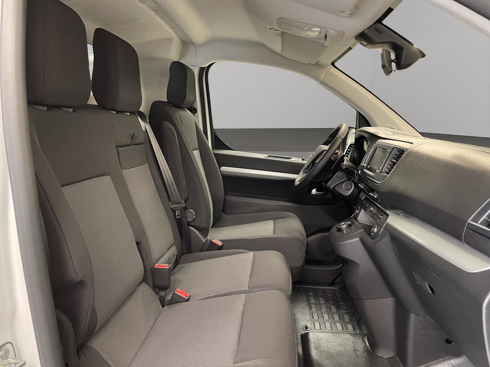 OPEL Vivaro Cargo 2.7 t M 2.0 D 177 S/S, Diesel, Occasion / Utilisé, Automatique - 4