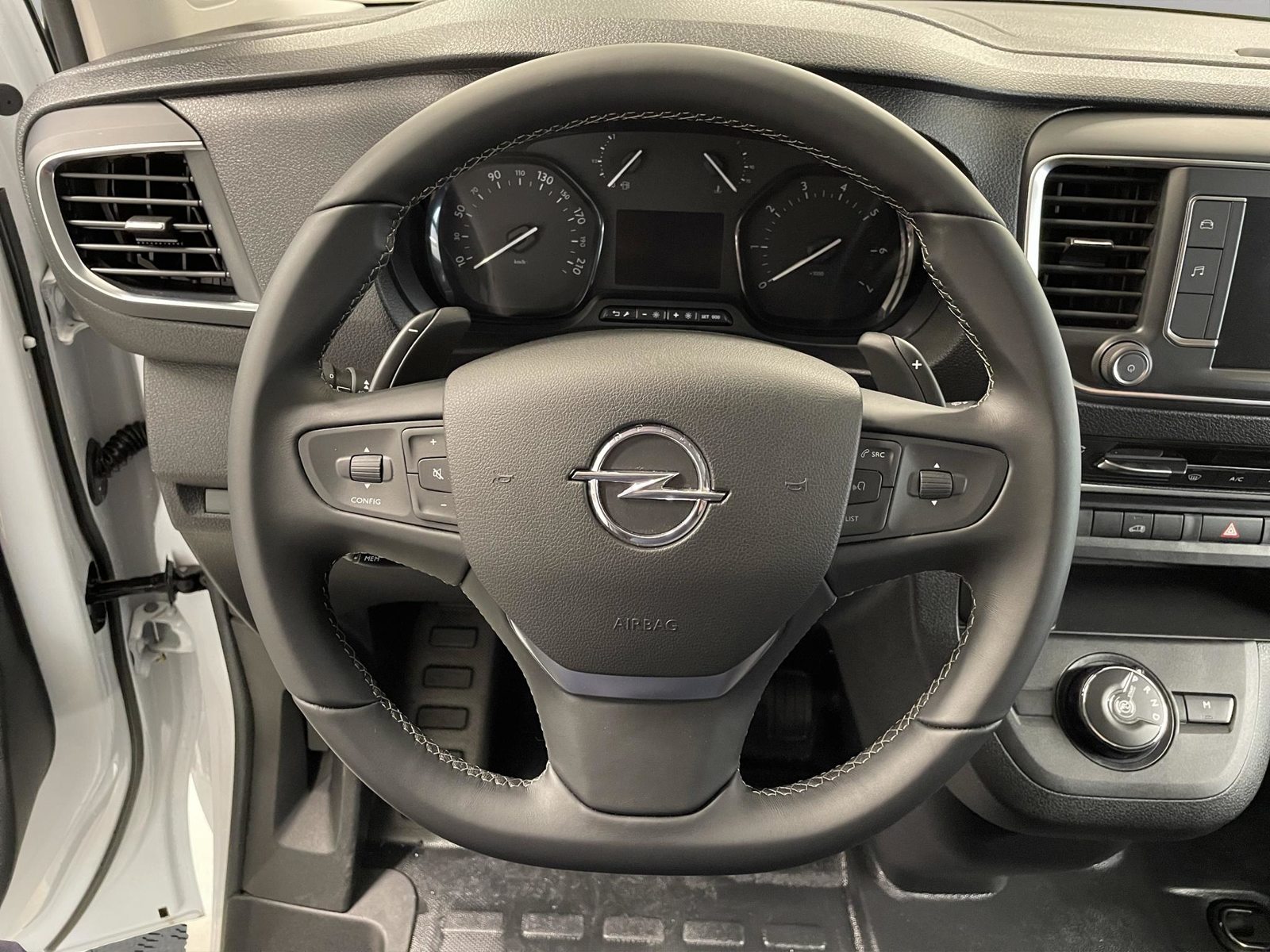 OPEL Vivaro Cargo 2.7 t M 2.0 D 177 S/S, Diesel, Occasion / Utilisé, Automatique - 6