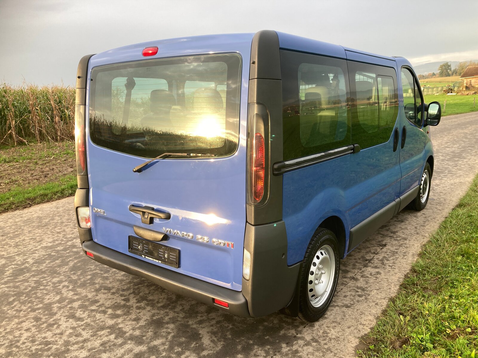 OPEL Vivaro 2.5 CDTI 2.7t L1H1 9 Plätzer Automat, Diesel, Occasioni / Usate, Automatico - 4