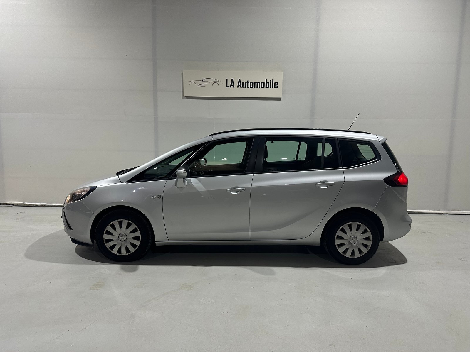 OPEL Zafira Tourer 2.0 CDTi BiTurbo Sport, Diesel, Second hand / Used, Manual - 3