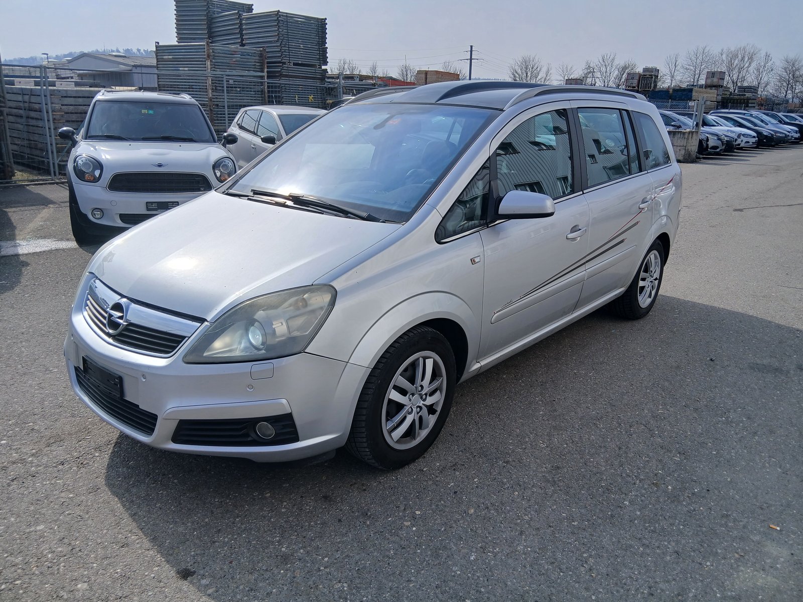 OPEL Zafira 2.2i 16V Essentia, Benzina, Occasioni / Usate, Automatico - 2