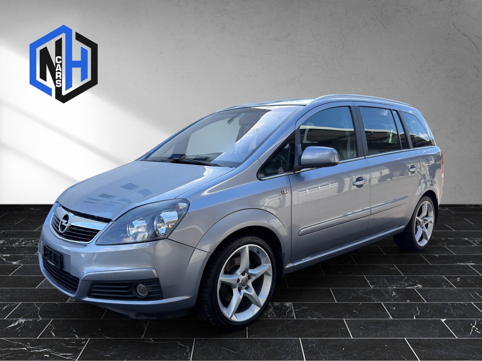 OPEL Zafira 2.2i 16V Anniversary Edition Automatic