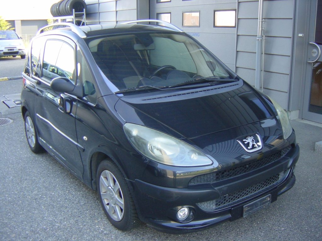 PEUGEOT 1007 1.6 16V Trendy 2-Tronic