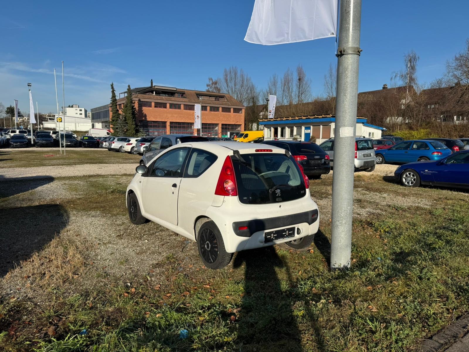 PEUGEOT 107 1.0 Urban, Essence, Occasion / Utilisé, Manuelle - 6