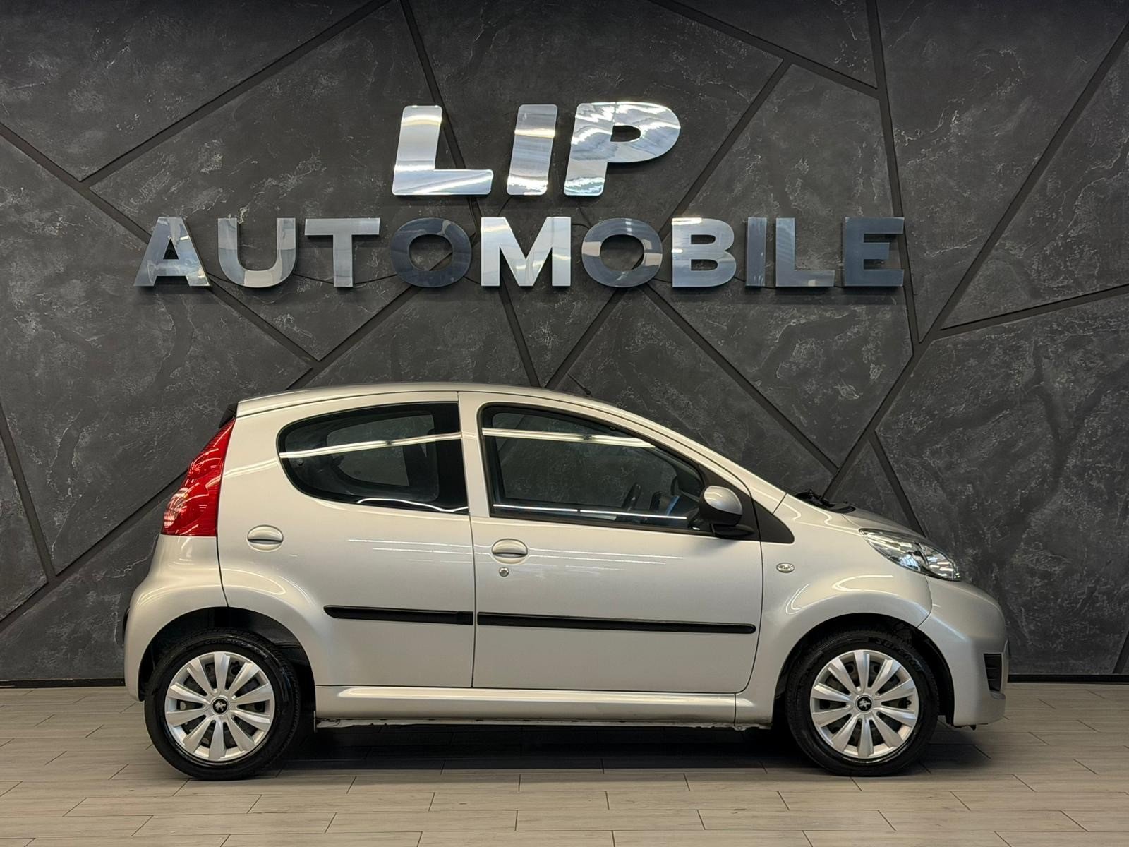 PEUGEOT 107 1.0 Trendy, Essence, Occasion / Utilisé, Manuelle - 4