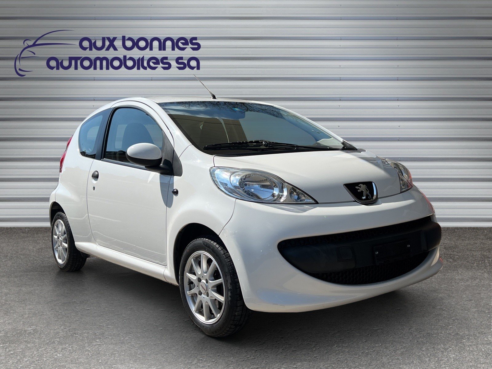 PEUGEOT 107 1.0 Trendy, Essence, Occasion / Utilisé, Manuelle - 3
