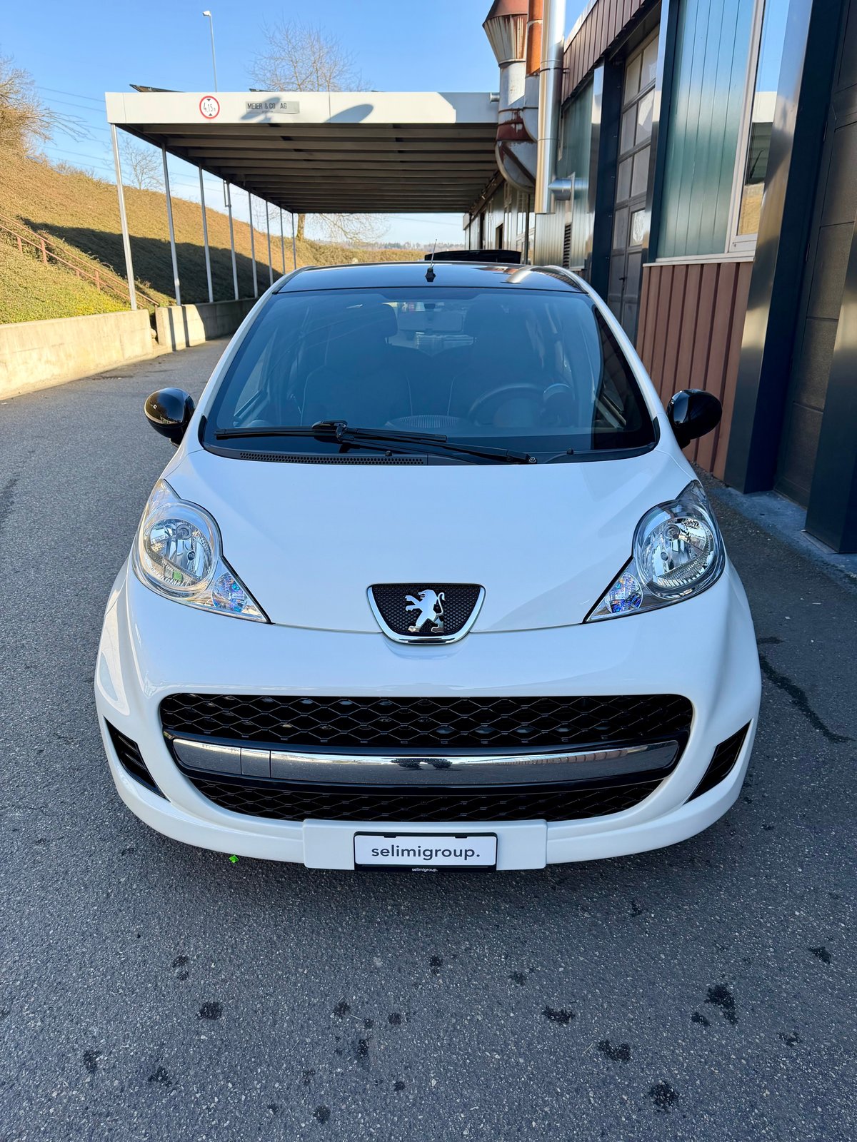 PEUGEOT 107 1.0 Swiss Edition, Essence, Occasion / Utilisé, Manuelle - 3