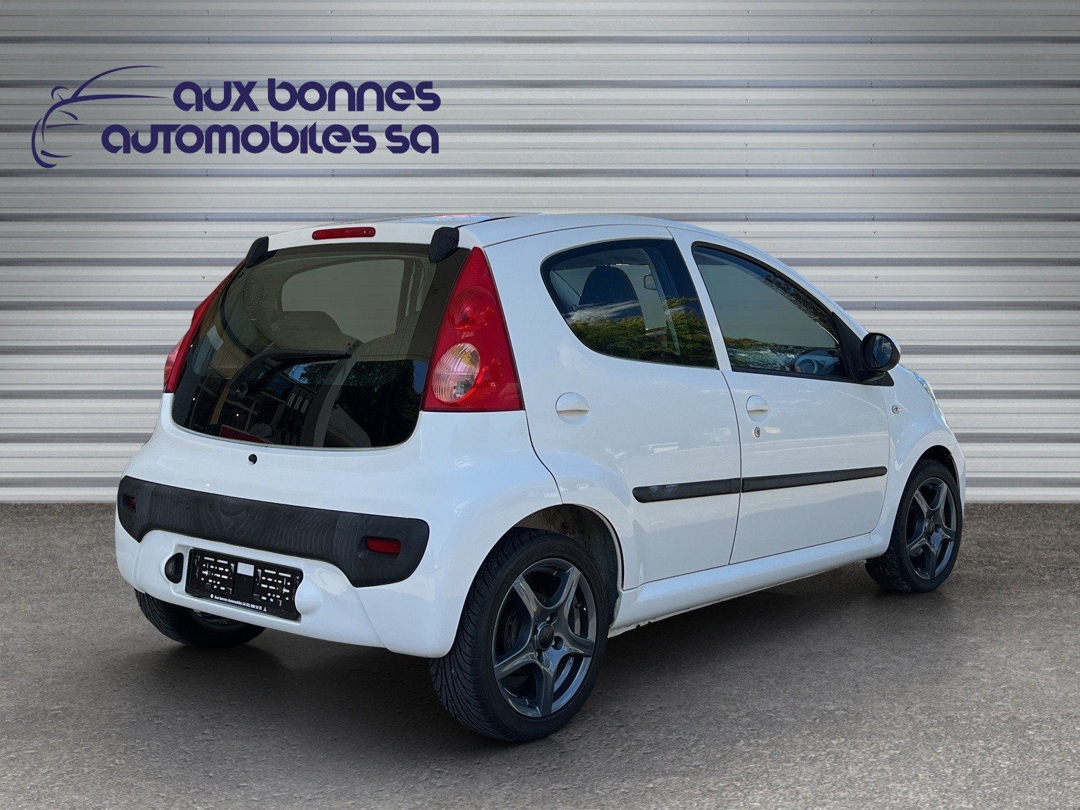 PEUGEOT 107 1.0 Trendy, Essence, Occasion / Utilisé, Manuelle - 4
