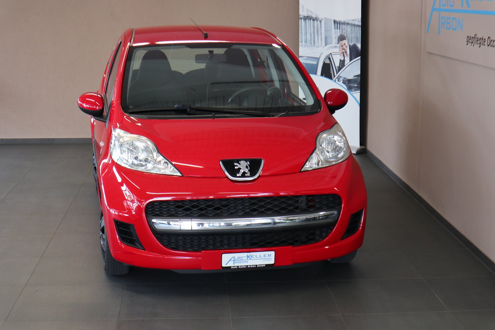 PEUGEOT 107 1.0 Trendy EGS, Petrol, Second hand / Used, Automatic - 3