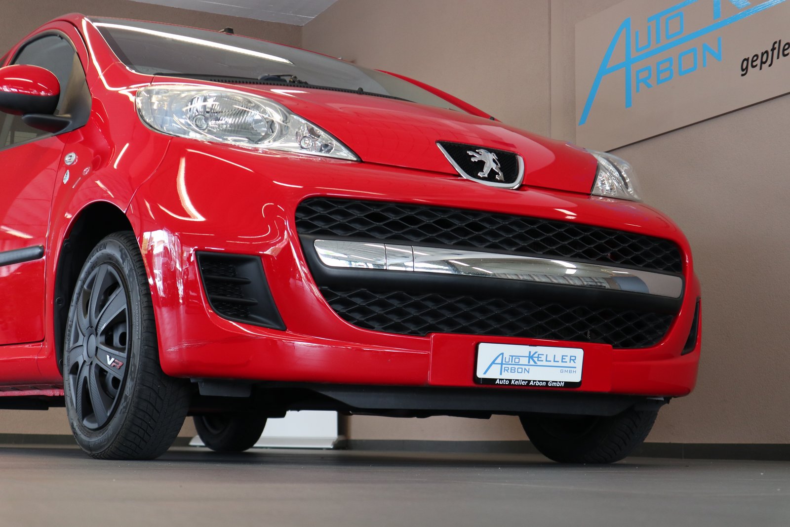 PEUGEOT 107 1.0 Trendy EGS, Petrol, Second hand / Used, Automatic - 5