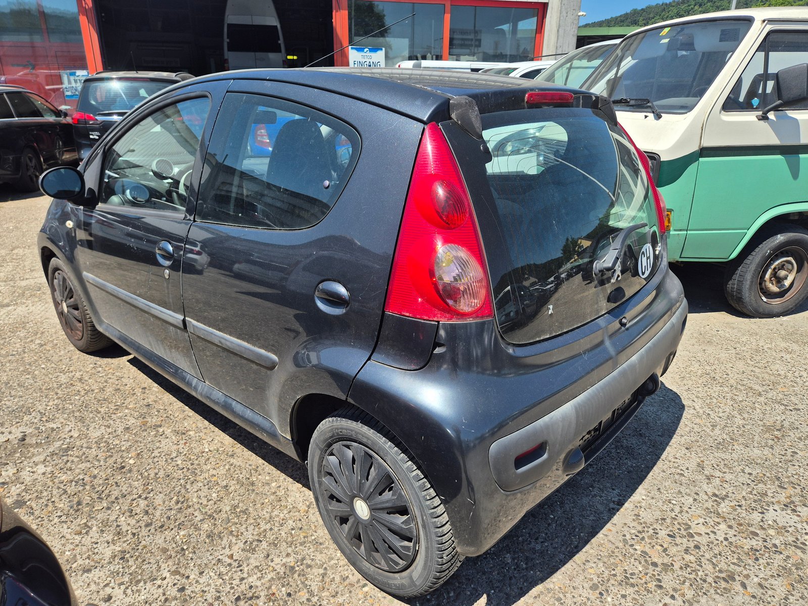 PEUGEOT 107 1.0 Trendy, Petrol, Second hand / Used, Manual - 5