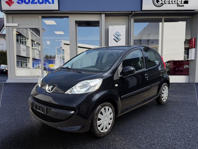 PEUGEOT 107 1.0 Trendy, Petrol, Second hand / Used, Manual