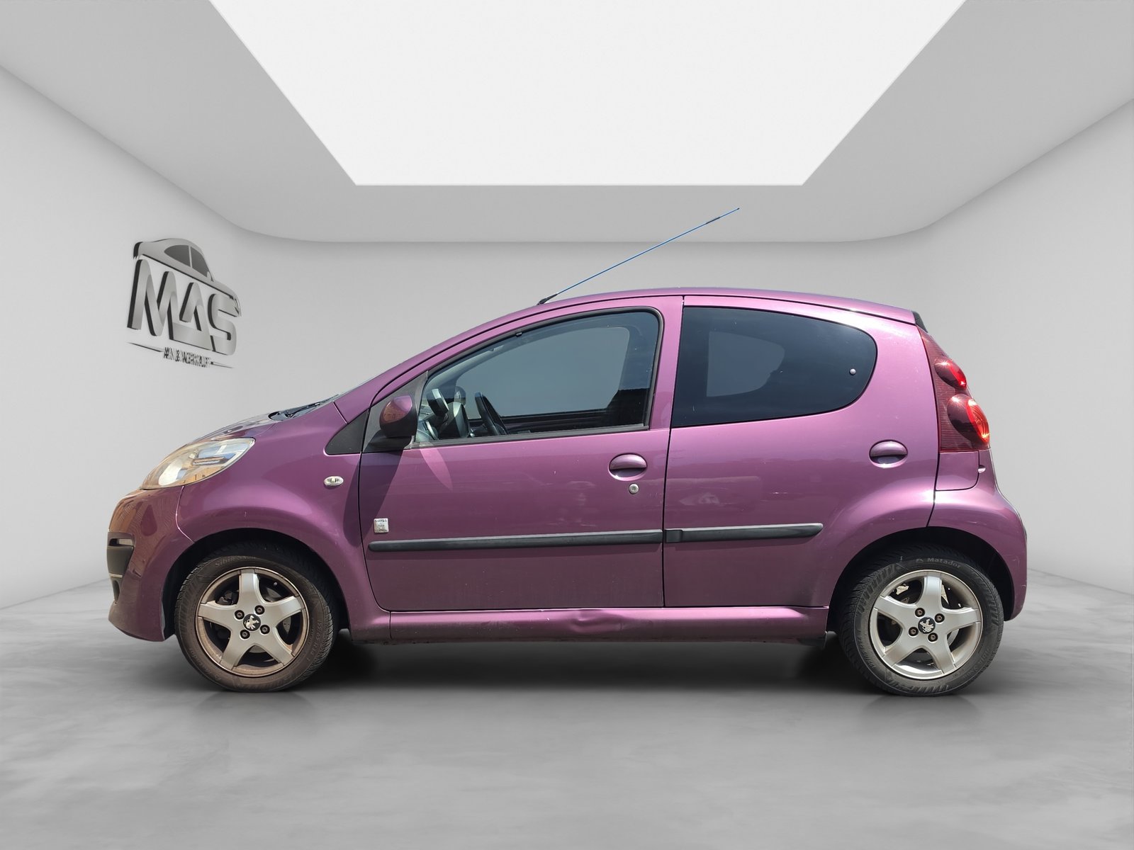 PEUGEOT 107 1.0 Swiss Edition, Benzin, Occasion / Gebraucht, Handschaltung - 3