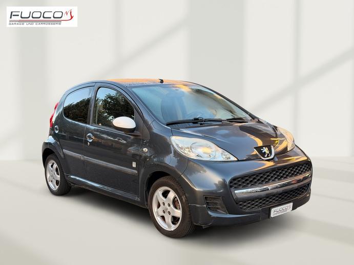 PEUGEOT 107 1.0 Swiss Edition, Petrol, Second hand / Used, Manual
