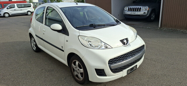 PEUGEOT 107 1.0 Swiss Edition