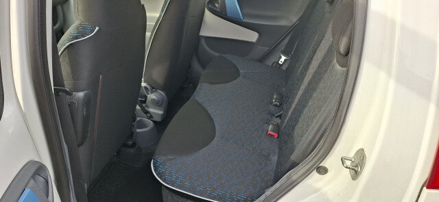 PEUGEOT 107 1.0 Swiss Edition, Benzin, Occasion / Gebraucht, Handschaltung - 5