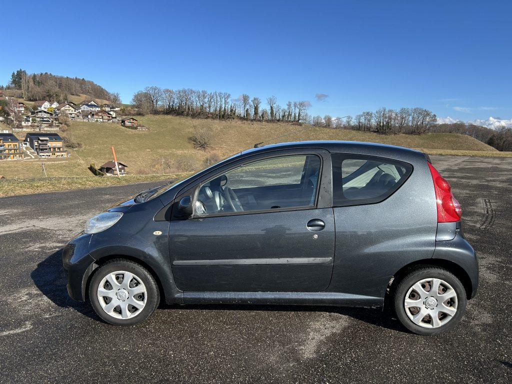 PEUGEOT 107 1.0 Trendy, Benzin, Occasion / Gebraucht, Handschaltung - 2