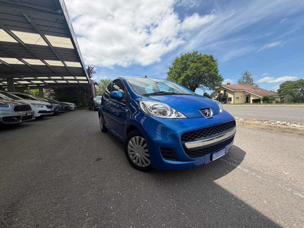 PEUGEOT 107 1.0 Trendy 2-Tronic, Essence, Occasion / Utilisé, Automatique - 7