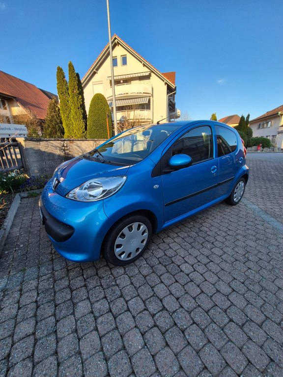 PEUGEOT 107 1.0 Trendy 2-Tronic