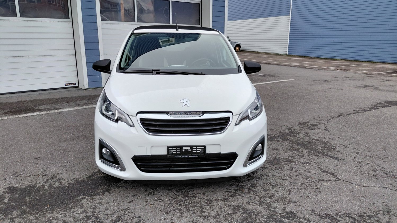PEUGEOT 108 1.2 VTi Roland Garros Top