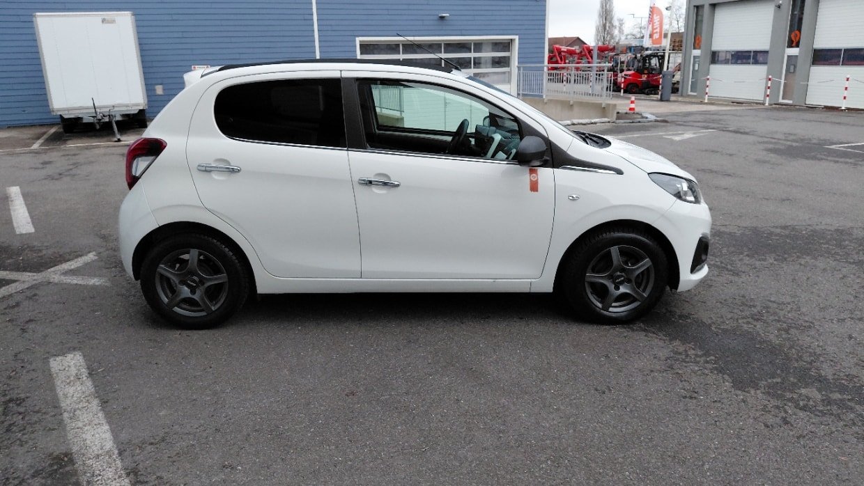 PEUGEOT 108 1.2 VTi Roland Garros Top, Essence, Occasion / Utilisé, Manuelle - 3