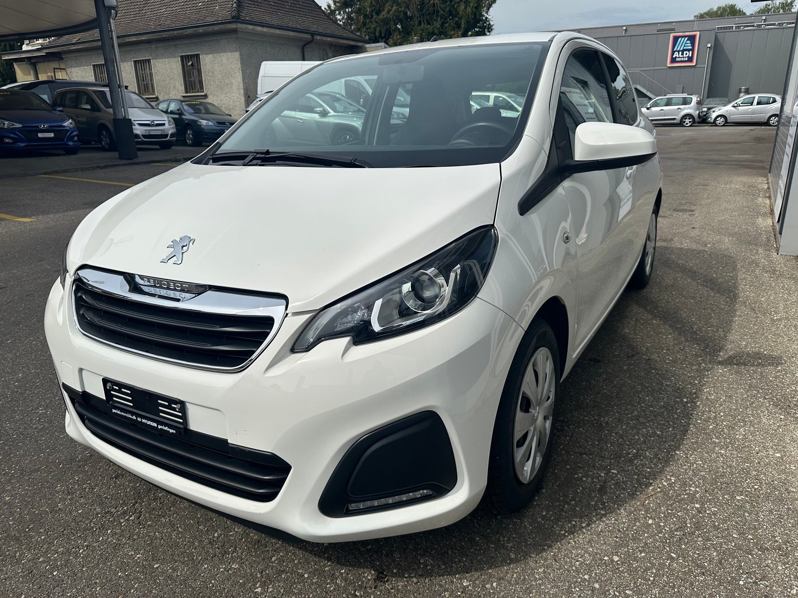 PEUGEOT 108 1.0 VTi Allure ETG, Benzin, Occasion / Gebraucht, Automatik - 3