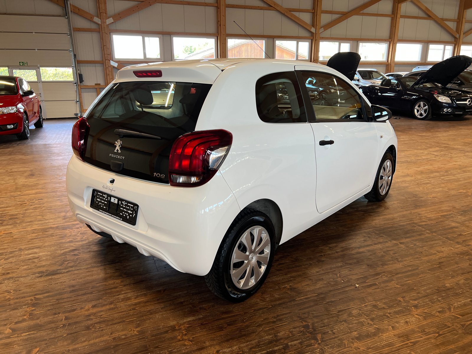 PEUGEOT 108 1.0 VTi Like, Essence, Occasion / Utilisé, Manuelle - 5
