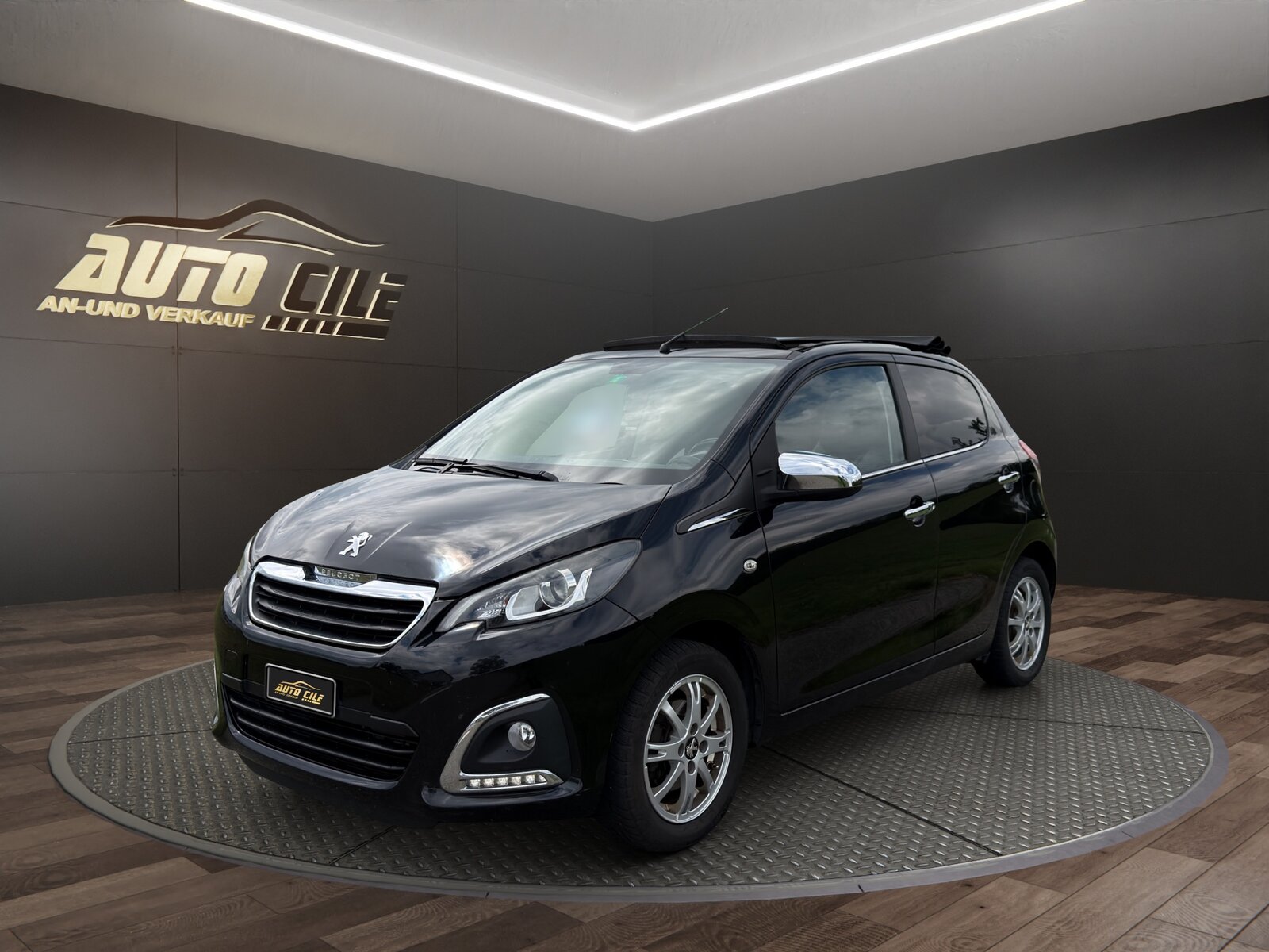 PEUGEOT 108 1.2 PureTech GT Line