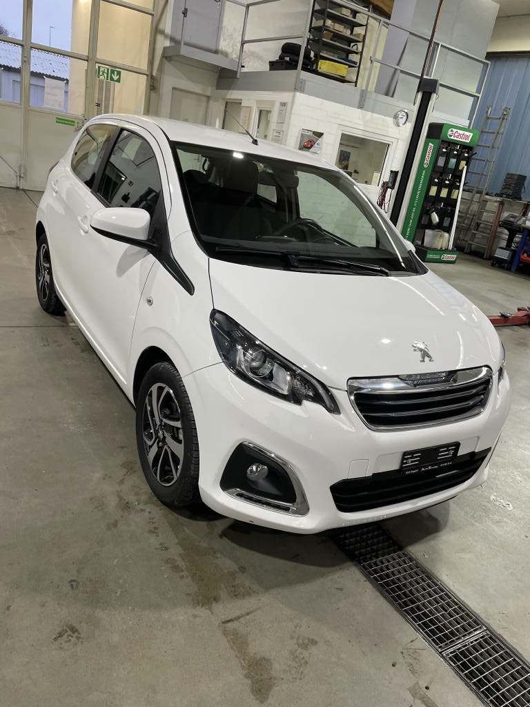 PEUGEOT 108 1.0 VTi Allure S/S, Benzin, Occasion / Gebraucht, Handschaltung - 2