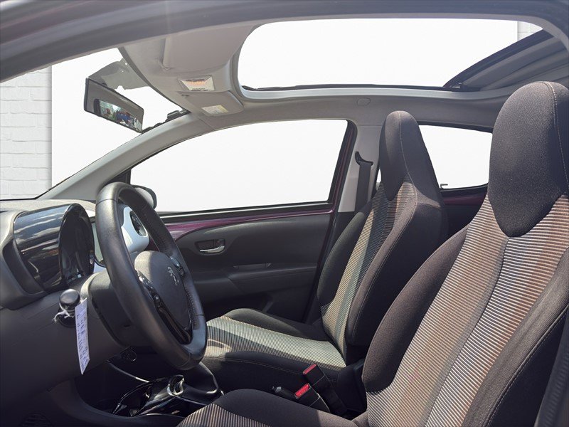PEUGEOT 108 1.2 PureTech Active, Essence, Occasion / Utilisé, Manuelle - 5