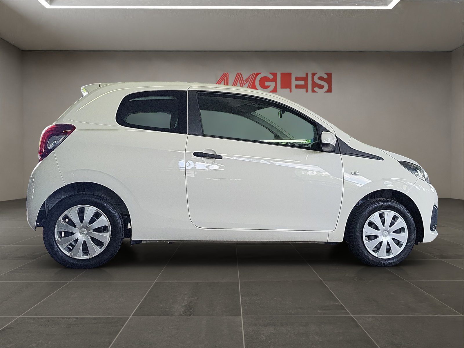 PEUGEOT 108 Limousine 1.0 PureTech Access, Petrol, Second hand / Used, Manual - 7