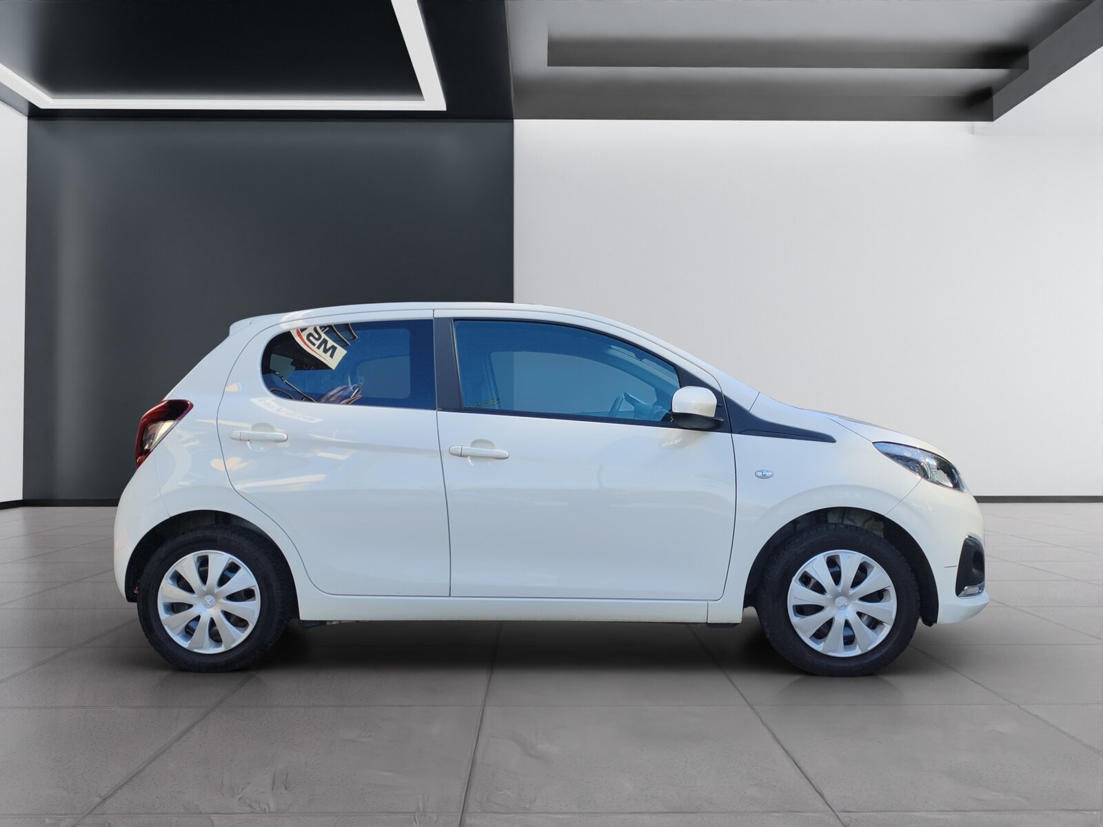 PEUGEOT 108 Limousine 1.2 PureTech Allure, Benzin, Occasion / Gebraucht, Handschaltung - 2