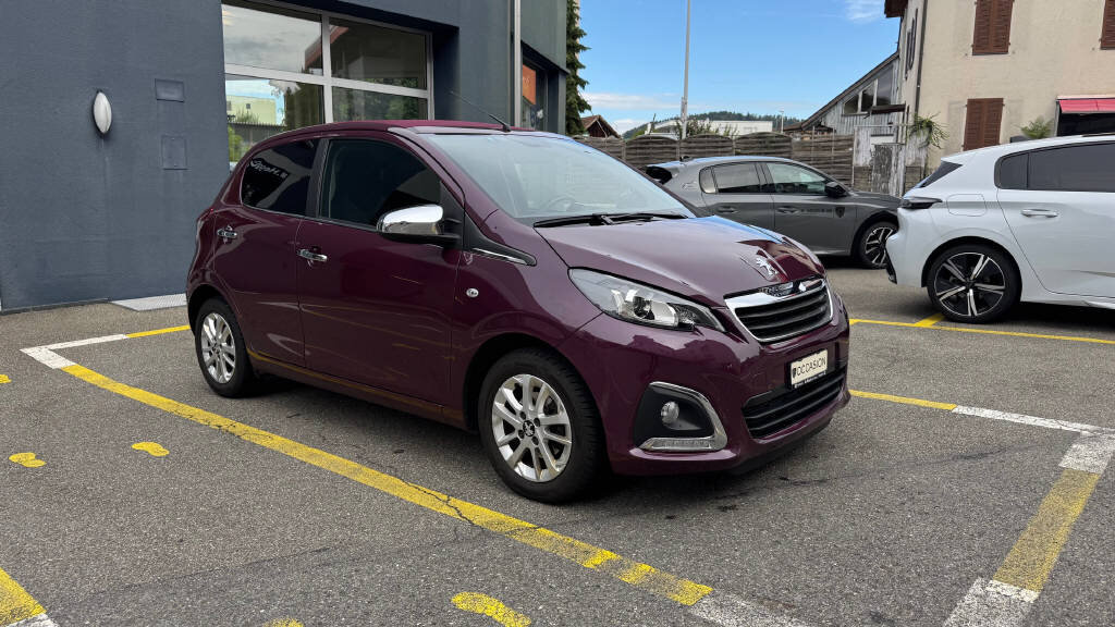 PEUGEOT 108 1.2 VTi Allure Top
