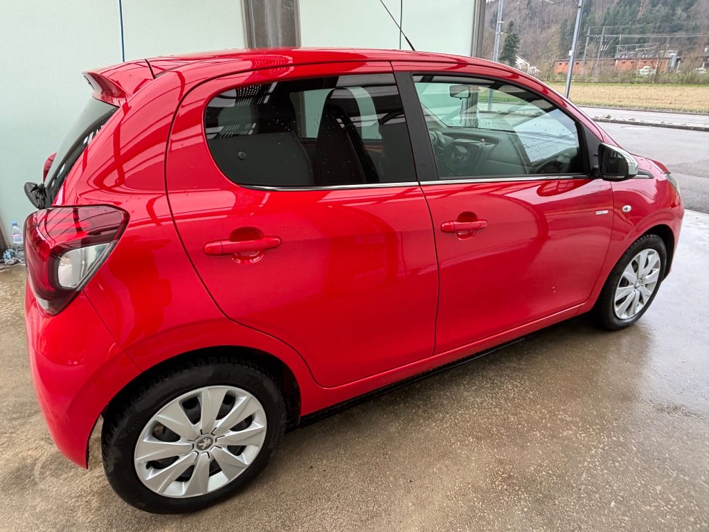 PEUGEOT 108 1.0 VTi Style Top S/S
