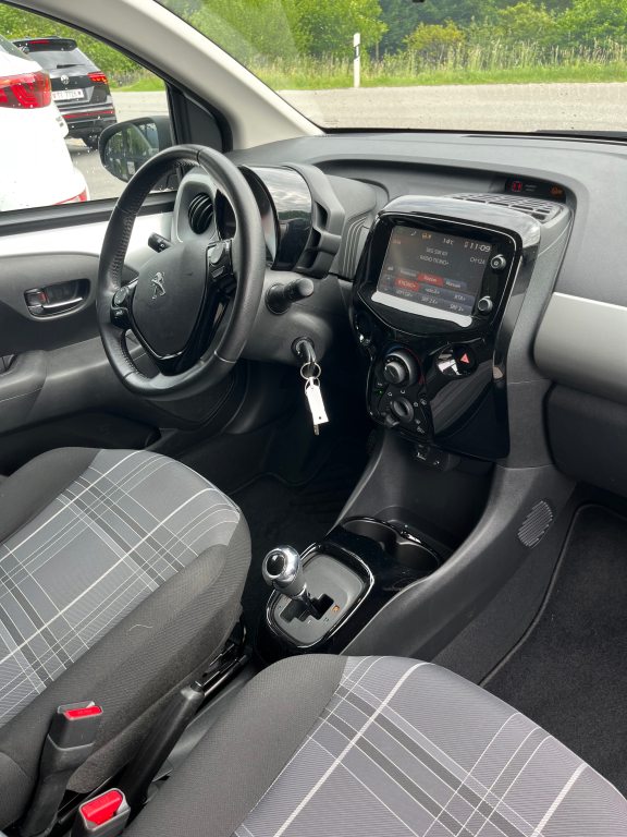 PEUGEOT 108 1.0 PureTech Collect. Top ETG, Essence, Occasion / Utilisé, Automatique - 7