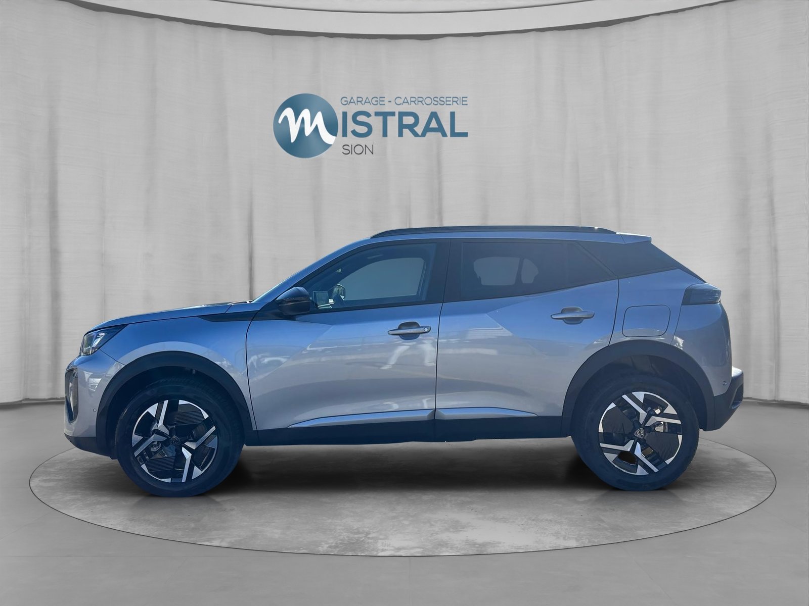 PEUGEOT 2008 Allure Premium, Hybride Léger Essence/Électricité, Voiture nouvelle, Automatique - 2