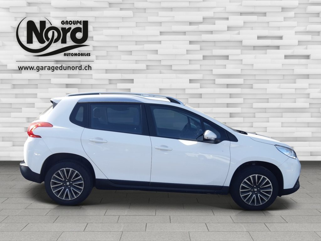 PEUGEOT 2008 1.2 PureTech 110 Style S/S, Essence, Occasion / Utilisé, Automatique - 6
