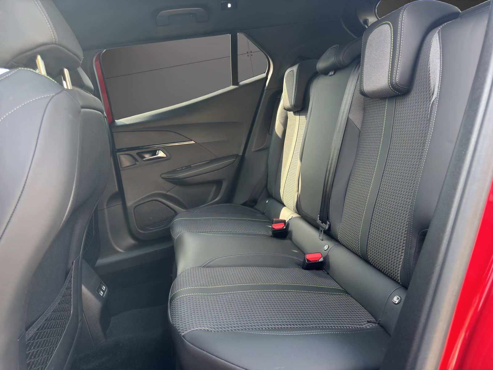 PEUGEOT 2008 e GT Line, Elettrica, Occasioni / Usate, Automatico - 7