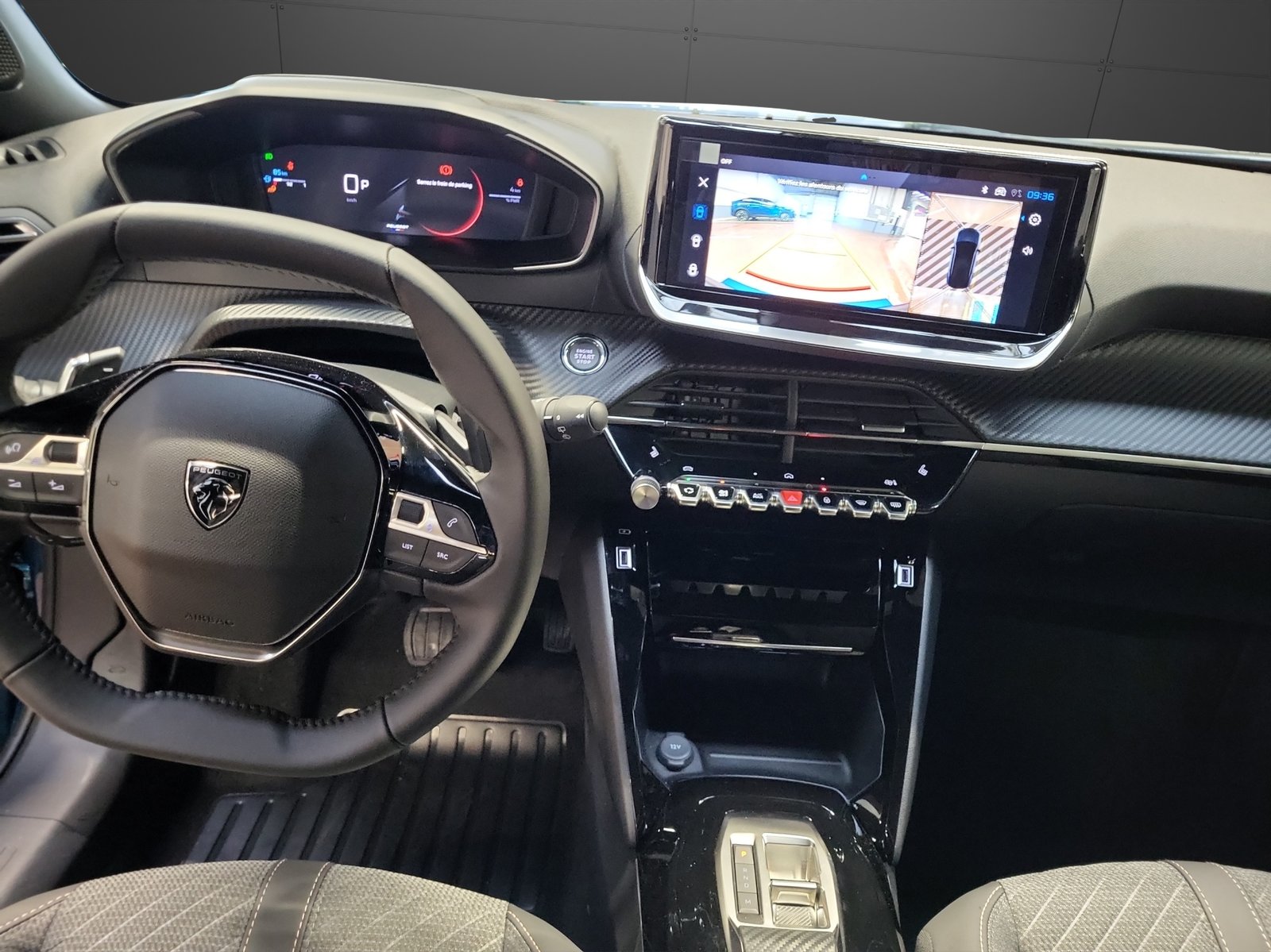 PEUGEOT 2008 1.2 MHEV Allure, Mild-Hybrid Petrol/Electric, Ex-demonstrator, Automatic - 7