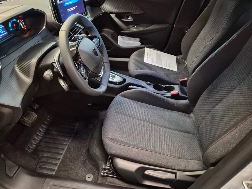 PEUGEOT Peugeot 2008 1.2 Hybrid Style, Mild-Hybrid Benzin/Elektro, Automatik - 5