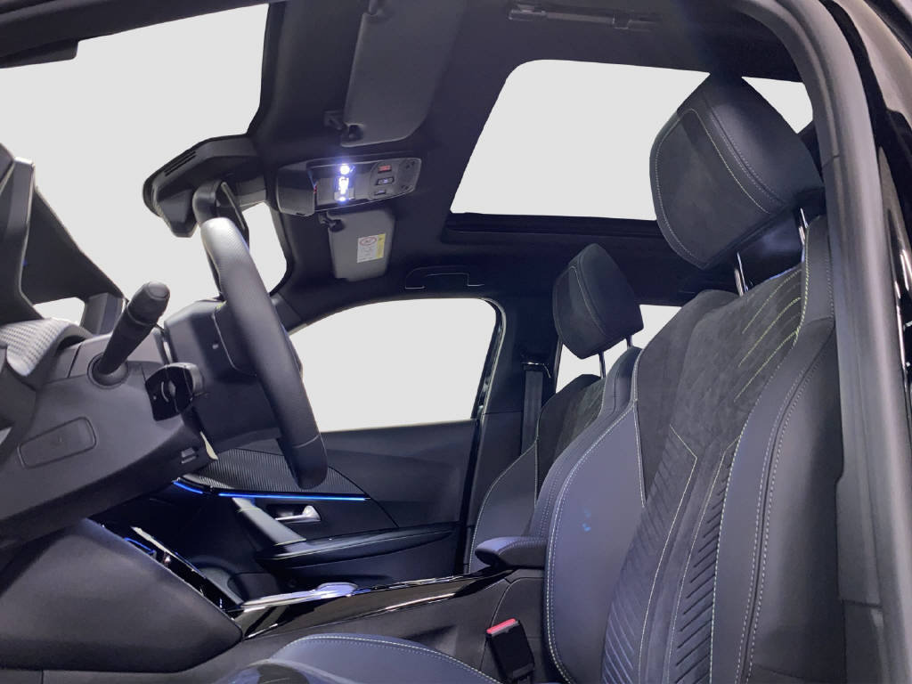 PEUGEOT 2008 1.2 Hybrid 145 GT, Hybride Leggero Benzina/Elettrica, Auto a km zero, Automatico - 7