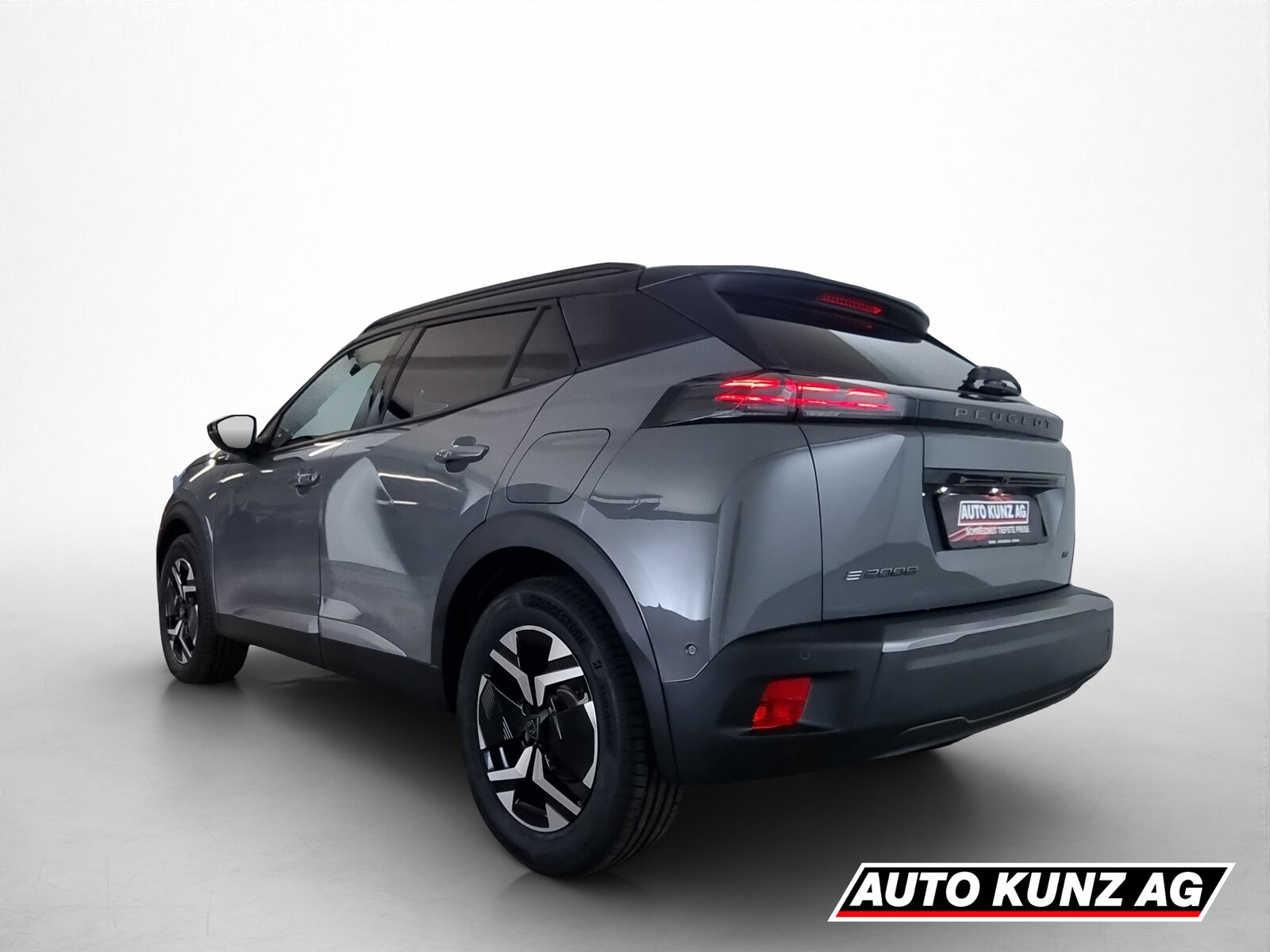 PEUGEOT 2008 54kWh e-GT, Elektro, Neues Fahrzeug mit Tageszulassung, Automatik - 4