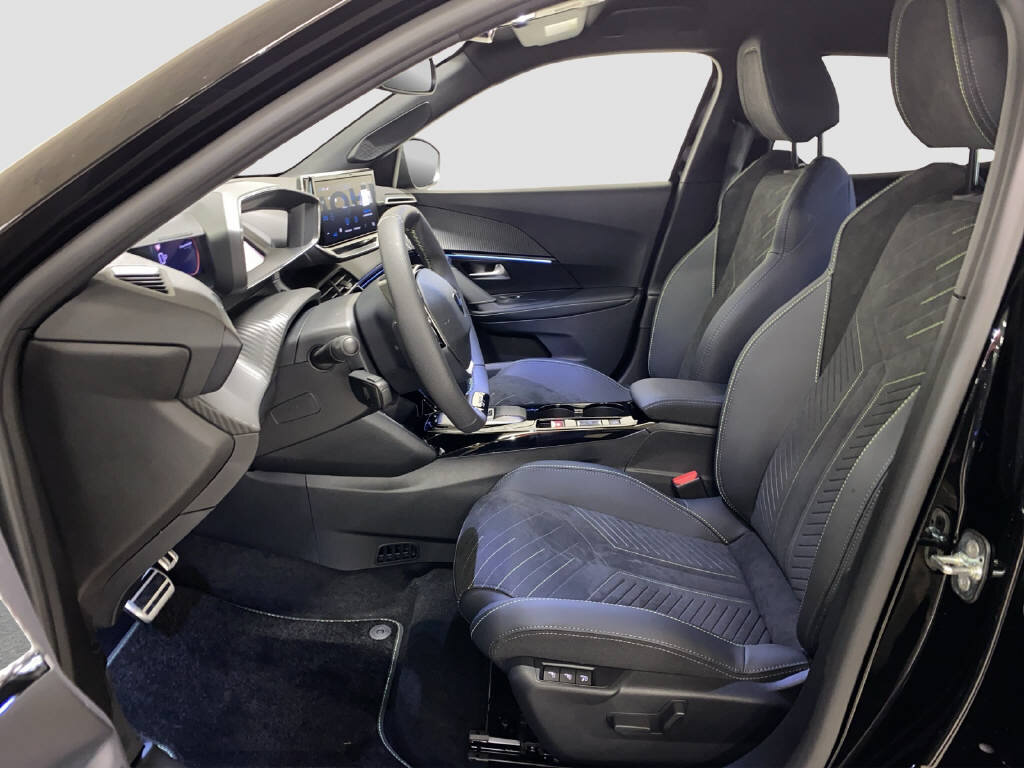 PEUGEOT 2008 1.2 Hybrid 145 GT Exclusive, Hybride Leggero Benzina/Elettrica, Auto a km zero, Automatico - 6