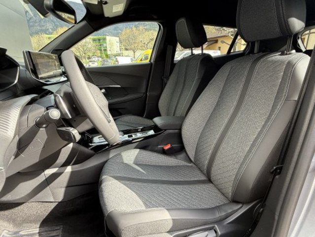 PEUGEOT 2008 1.2 PT Allure Prem., Essence, Voiture nouvelle, Automatique - 7
