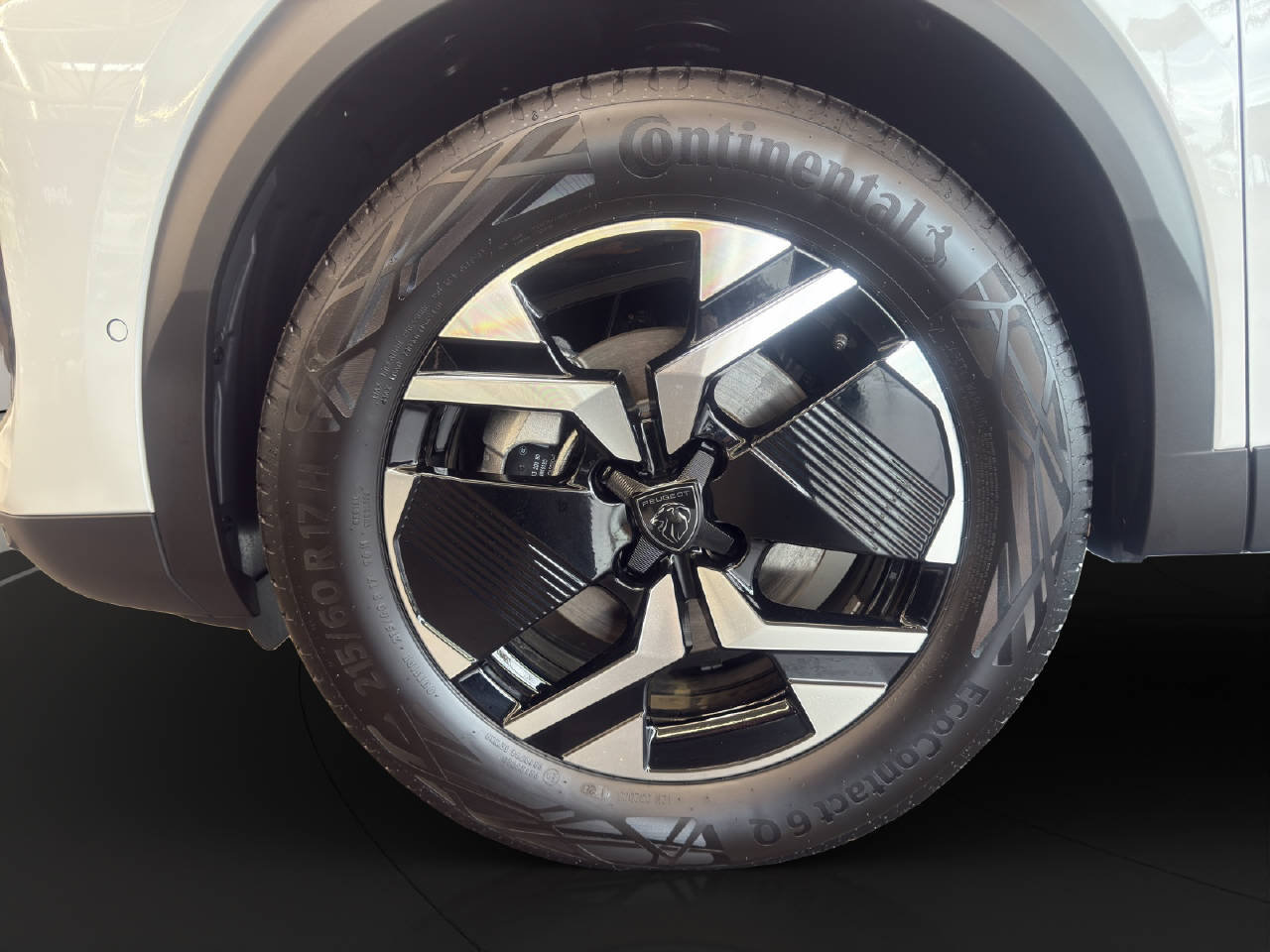 PEUGEOT 2008 1.2 Hybrid 145 PS ALLURE PREMIUM AUTOMAT, Hybride Leggero Benzina/Elettrica, Auto nuove, Automatico - 4