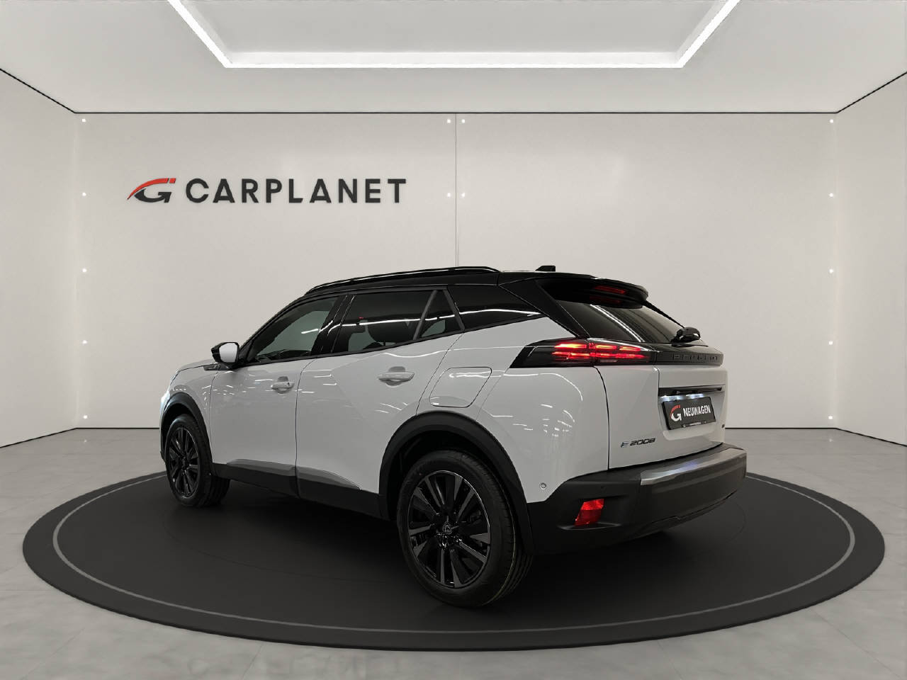 PEUGEOT 2008 e-GT, Électrique, Voiture nouvelle, Automatique - 3