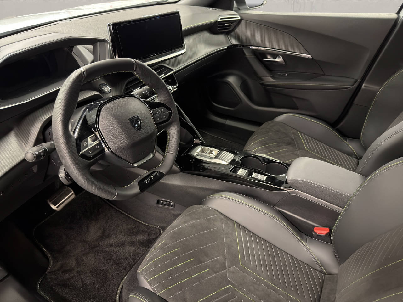 PEUGEOT 2008 1.2 Hybrid GT, Mild-Hybrid Benzin/Elektro, Neuwagen, Automatik - 4