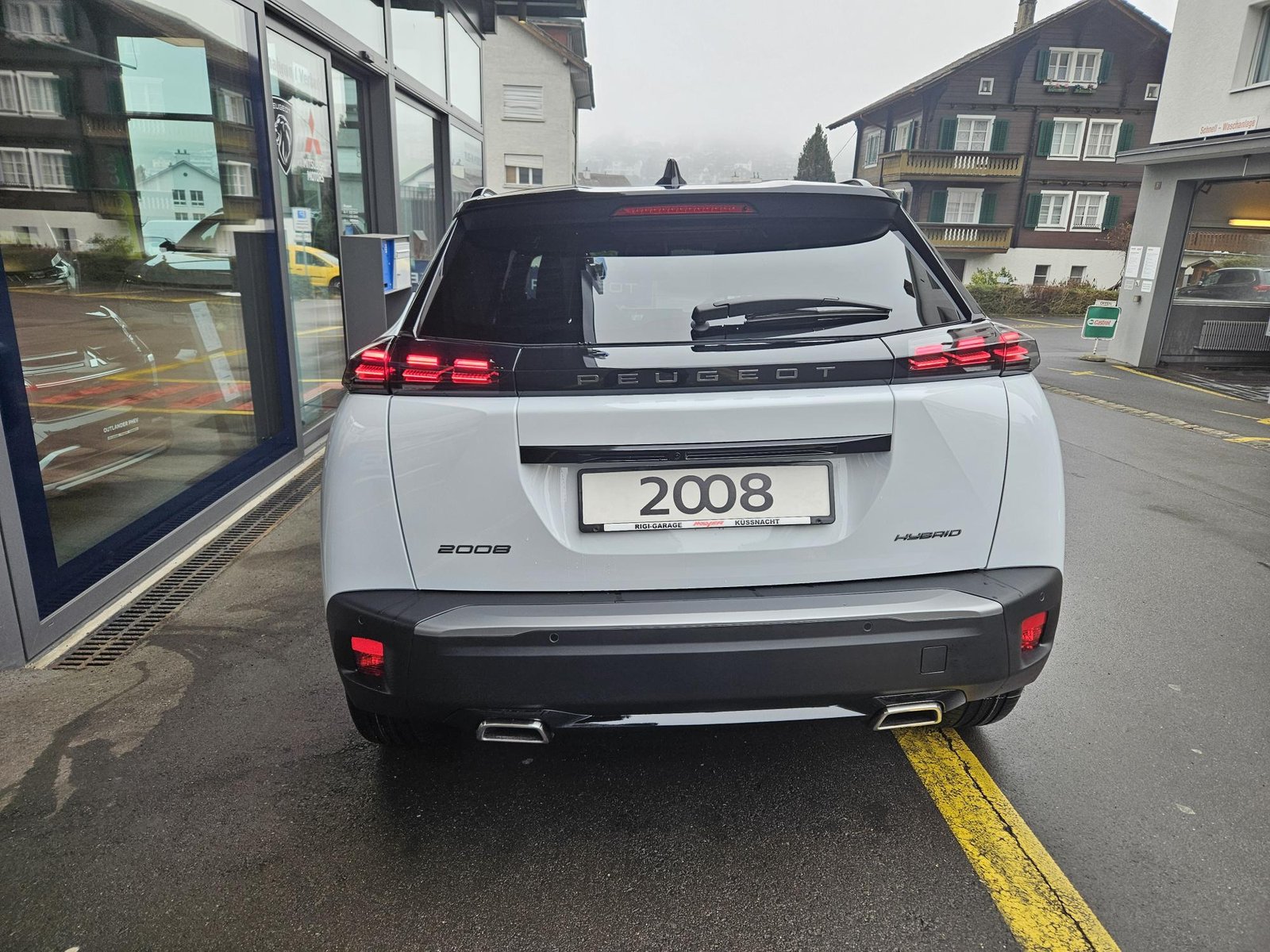 PEUGEOT 2008 1.2 Hybrid 145 GT, Mild-Hybrid Petrol/Electric, New car, Automatic - 5