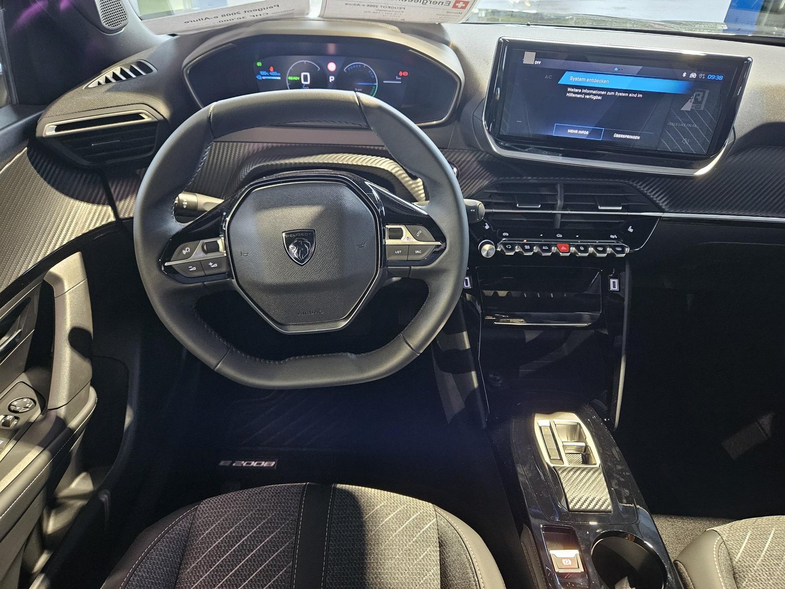PEUGEOT 2008 e-Allure, Electric, New car, Automatic - 6