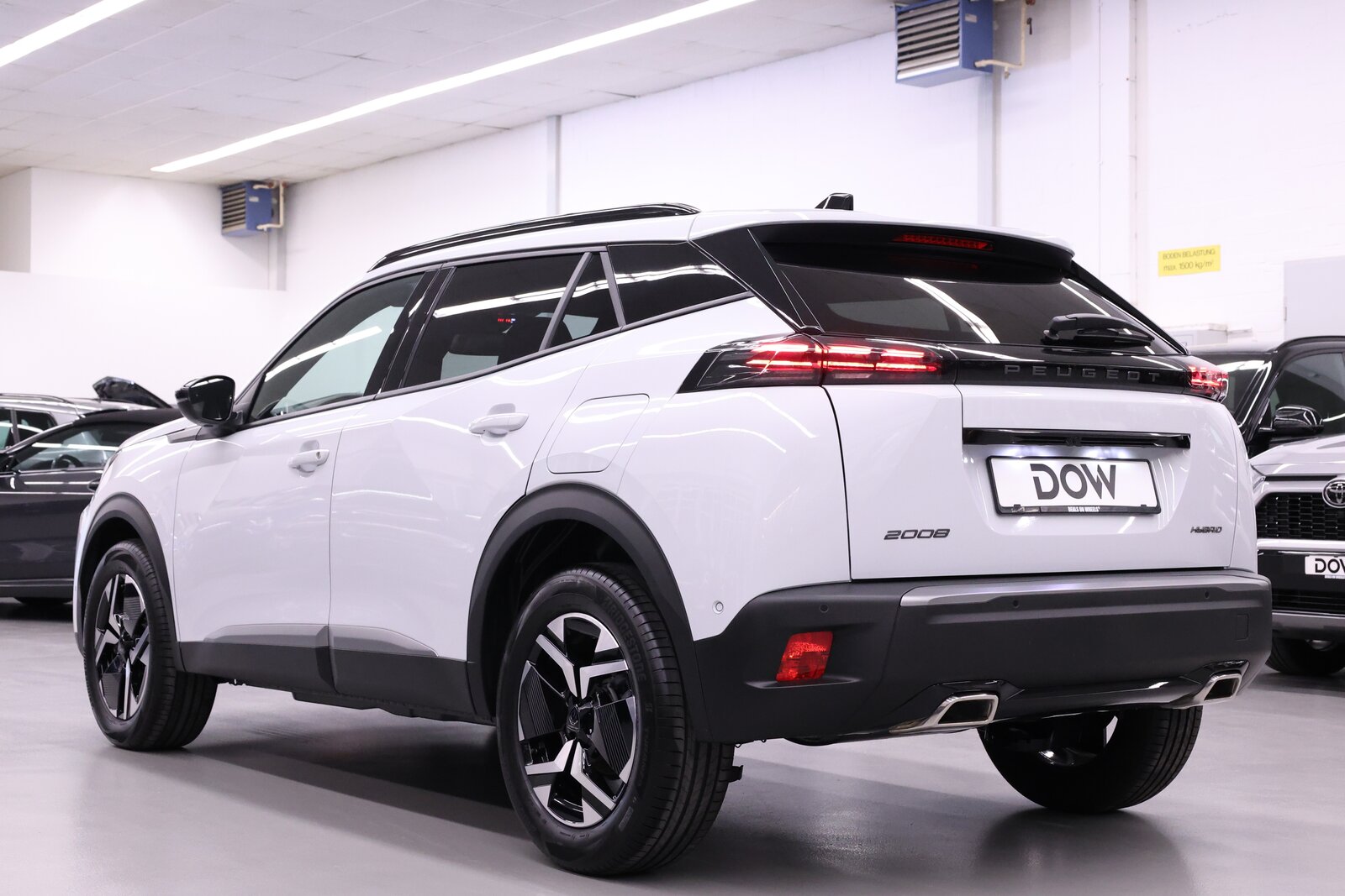 PEUGEOT 2008 1.2 Hybrid 145 Allure Premium, Hybride Léger Essence/Électricité, Voiture nouvelle, Automatique - 6